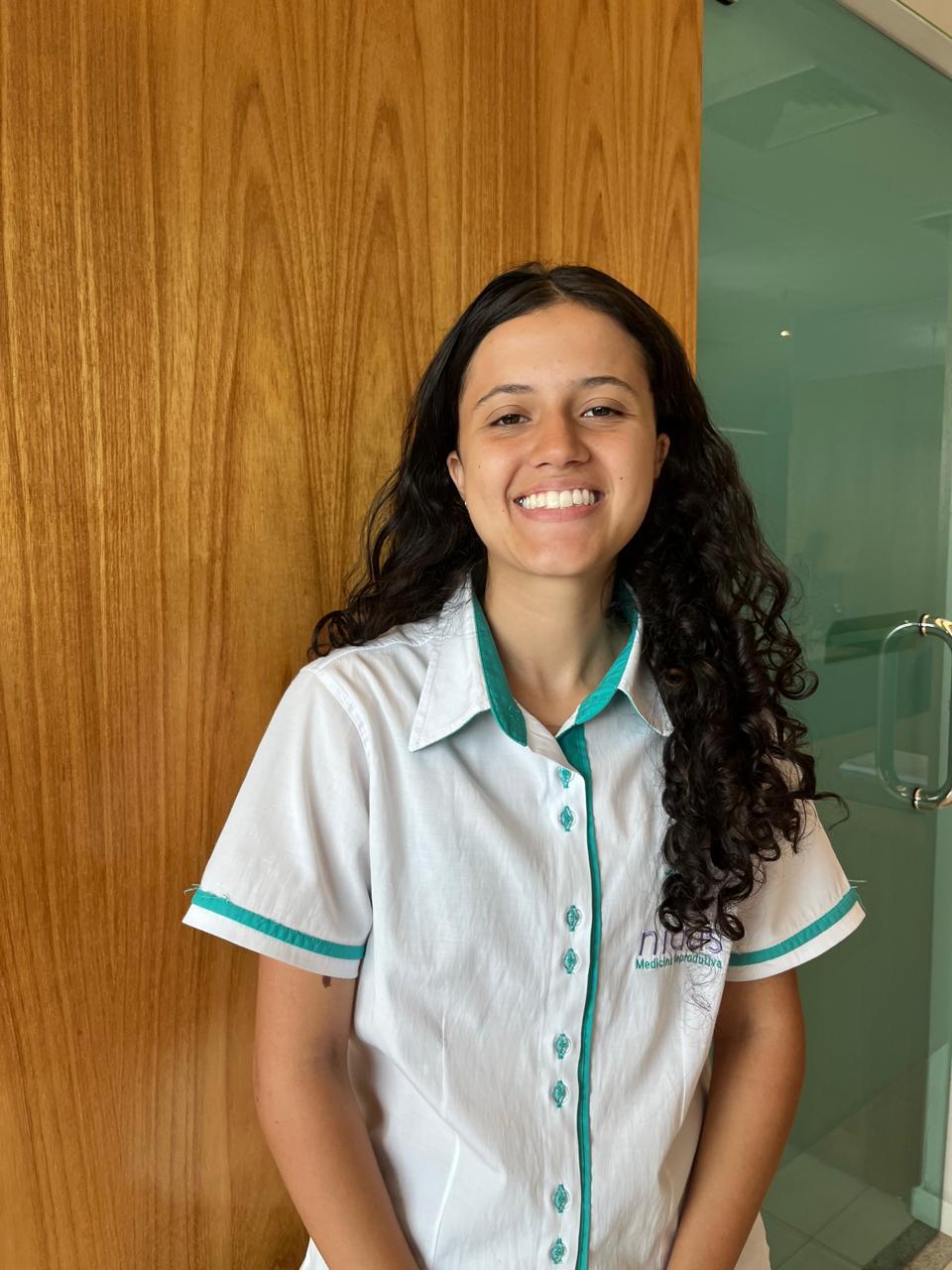 isabela muniz recepção
